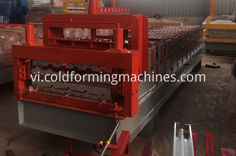 double layer roll forming machine 10